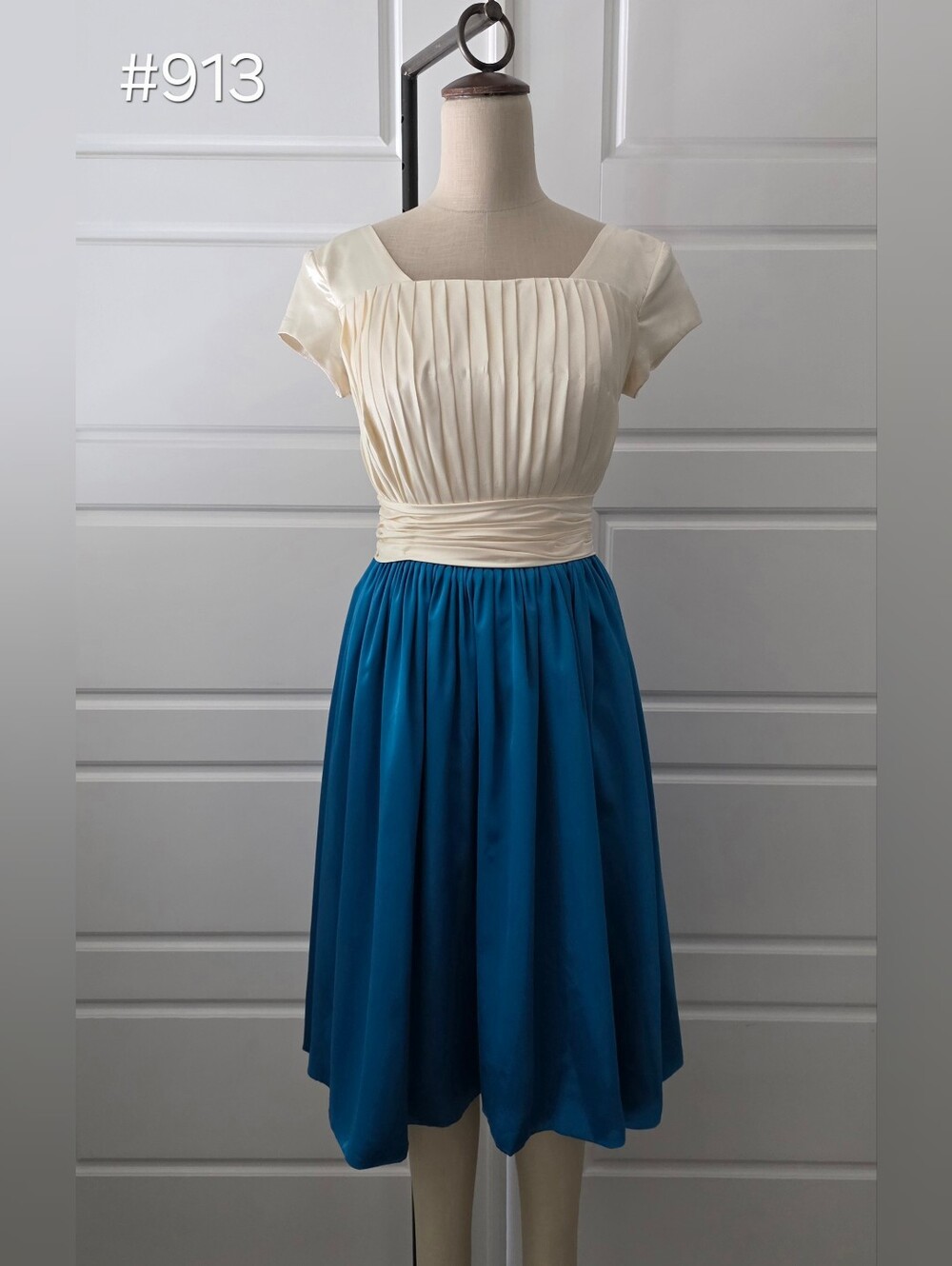 Ivory and Blue Short Sleeve Pleated Formal Dress
